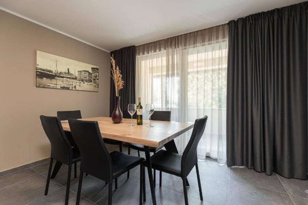 Apartment Vista Mare *